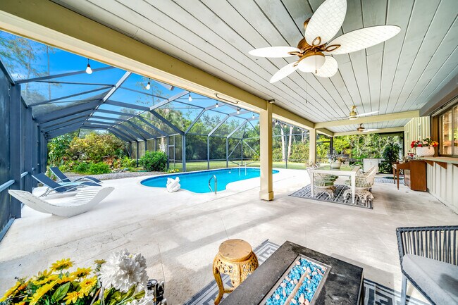 Building Photo - 583 Rambling Dr Cir