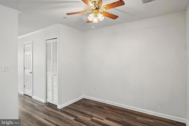 Building Photo - 1710 Fallowfield Ct