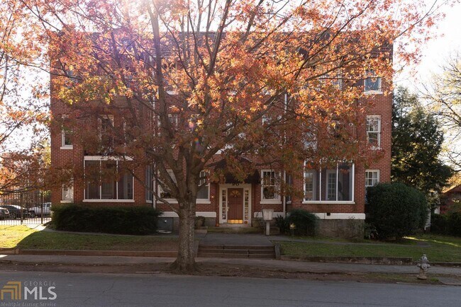 Primary Photo - 90 Elizabeth St NE