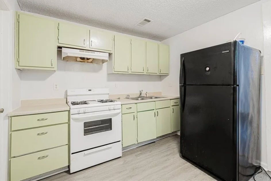 Building Photo - 1825 Clouet St