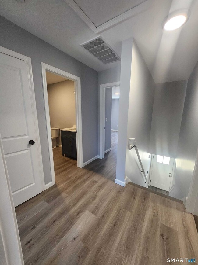 Building Photo - 51 Conlon St