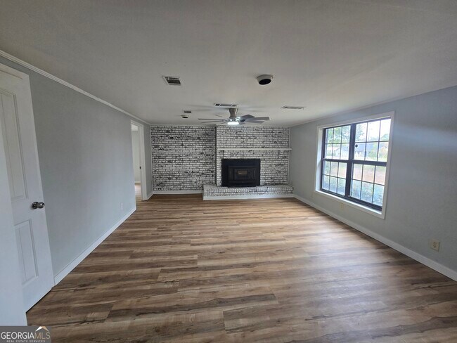 Building Photo - 1703 Point Peter Rd