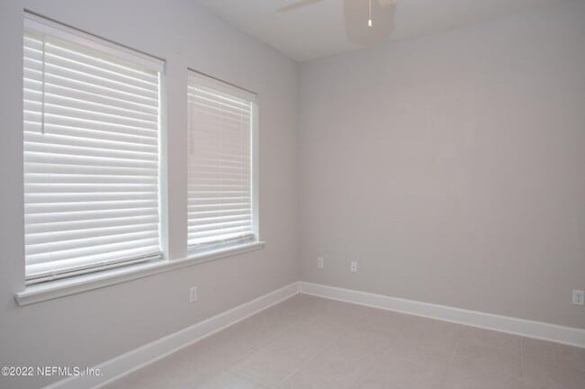 Building Photo - 55 Bluebonnet Way