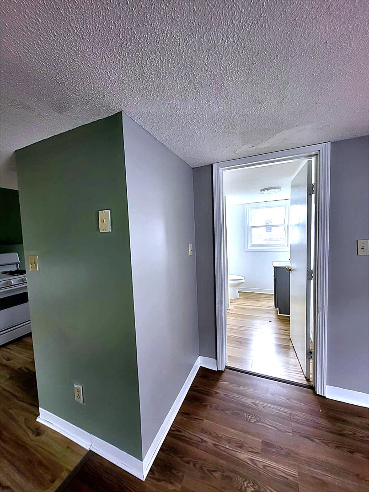Building Photo - 227 Brightman St