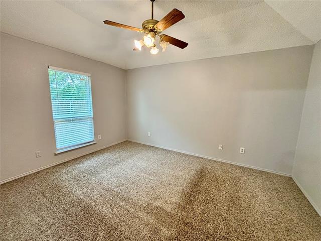 Building Photo - 319 Iberis Dr