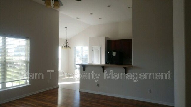 Building Photo - 154 Brickhill Cir