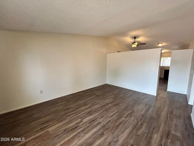 Building Photo - 3226 N Sycamore Pl