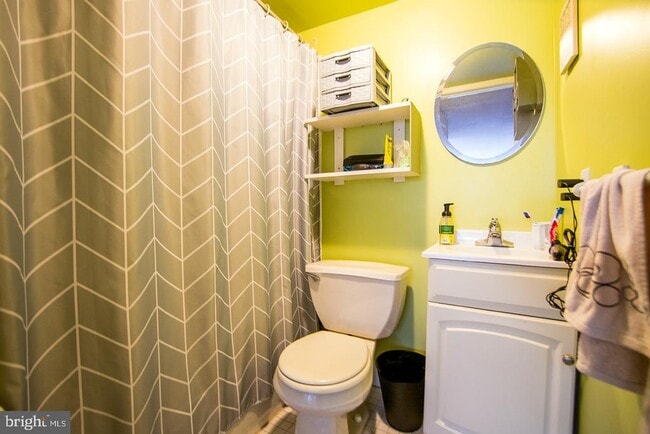 Building Photo - 775 S 20th St