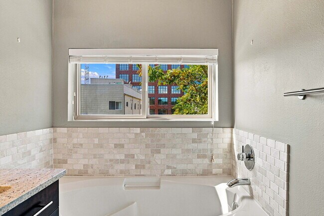 Building Photo - $4,015.95 with $300 Off The First Month's Rent, 3 Beds - 3.5 Baths, Single-Family Home in Denver ...