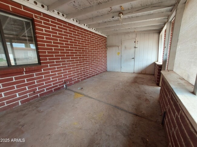 Building Photo - 4939 E Evergreen Dr