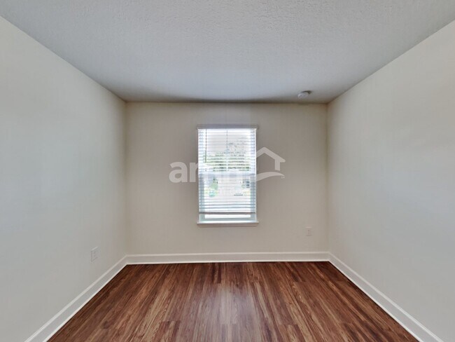 Building Photo - 29648 Passerine Ct