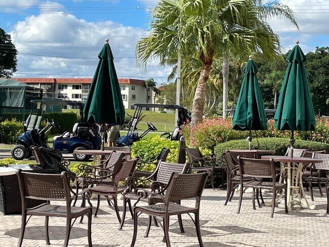 Building Photo - 8900 Washington St