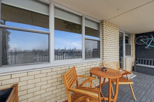 Building Photo - 6040 JFK Blvd E