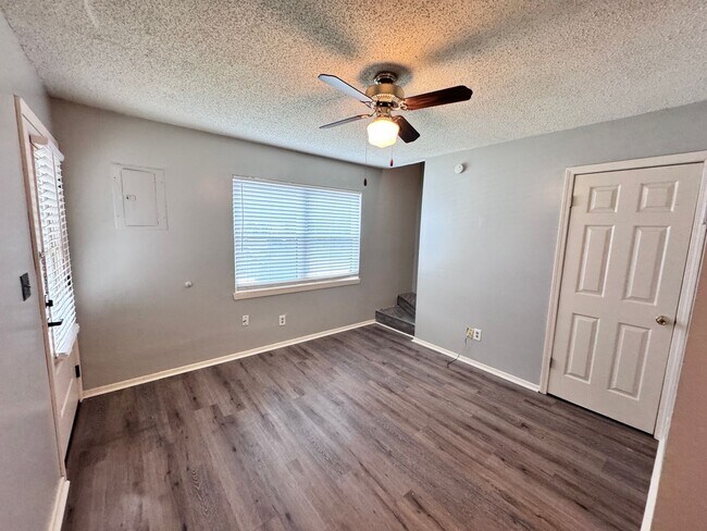 Building Photo - 1309C Access Road