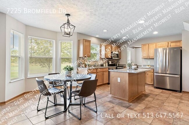 Building Photo - 7225 Bromfield Dr