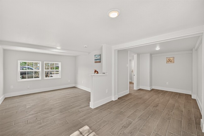 Building Photo - 1814 33rd St