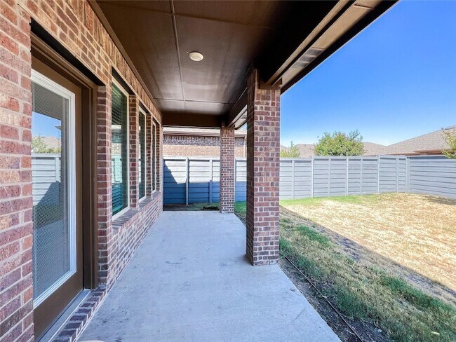 Building Photo - 1417 Trailwood Ter