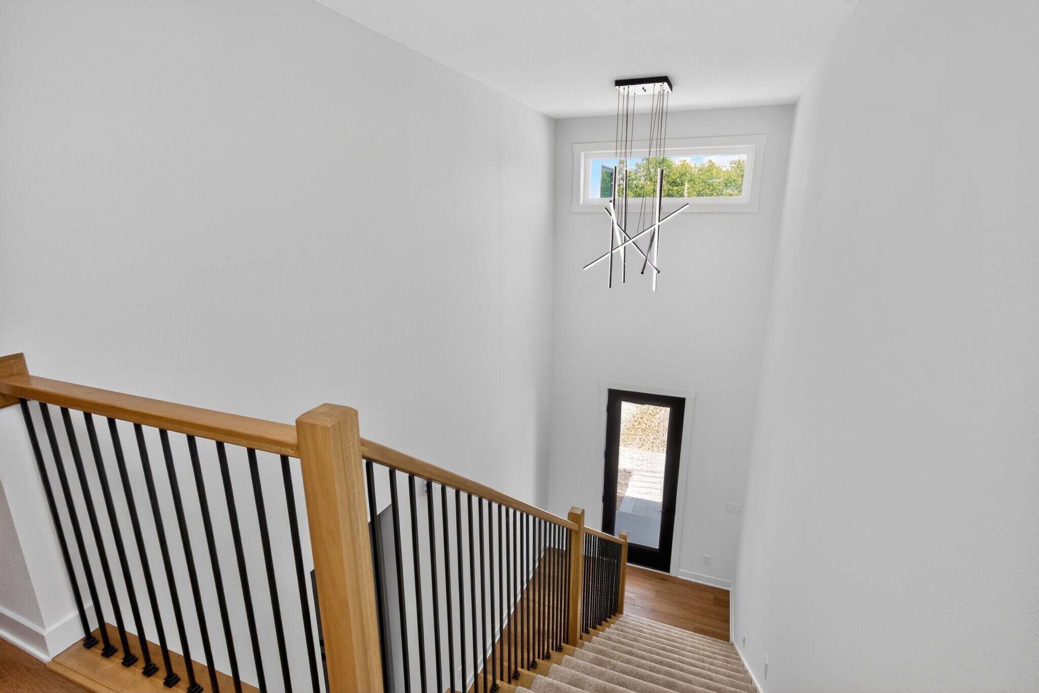 Building Photo - 1114 NW Sproul Dr
