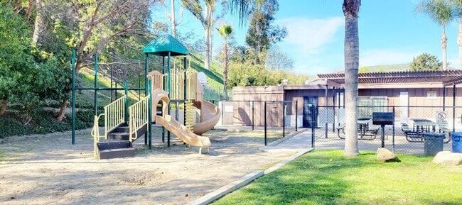 Building Photo - Charming 2BR Retreat with Private Patio, Scenic Views & Resort-Style Amenities