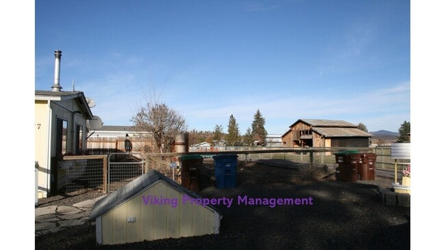 Building Photo - 687 NW Apollo