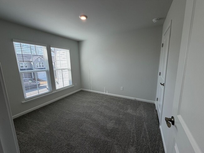 Building Photo - Gibsonville / Townhome