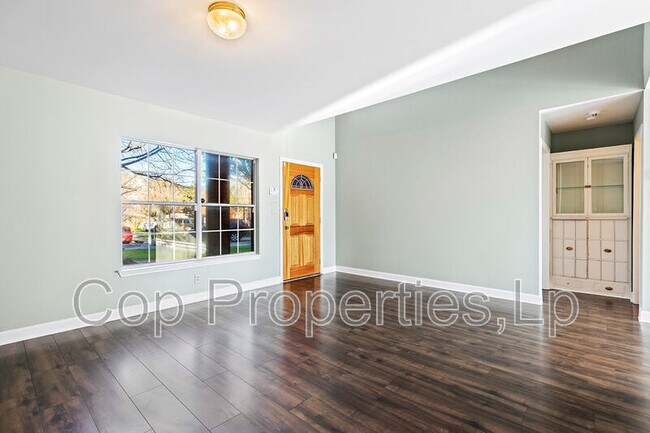 Building Photo - 18607 Redriver Trail
