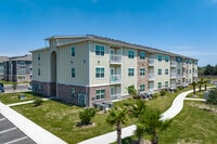 Building Photo - Sunland Country Apartments