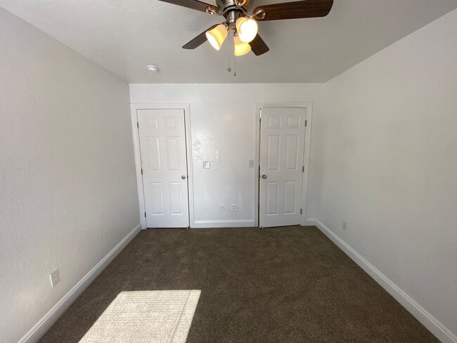 Building Photo - Spacious Exeter Home coming soon!