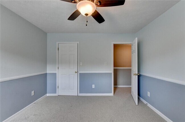 Building Photo - 3067 Kentmere Dr