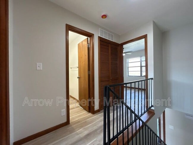 Building Photo - 1306 S Jackson St