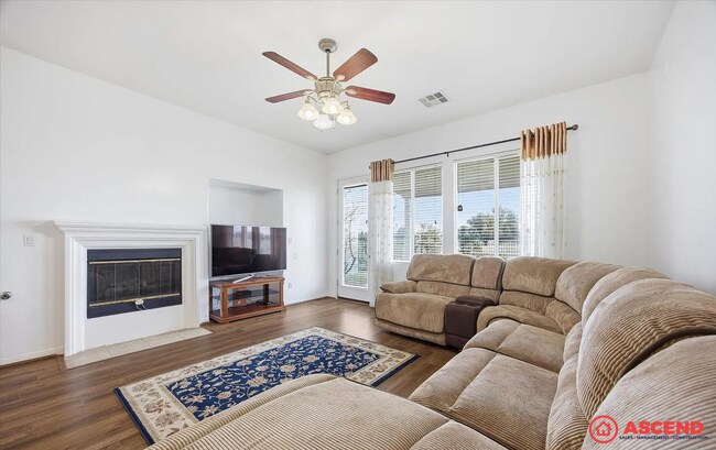 Building Photo - 5406 Pelican Hill Dr