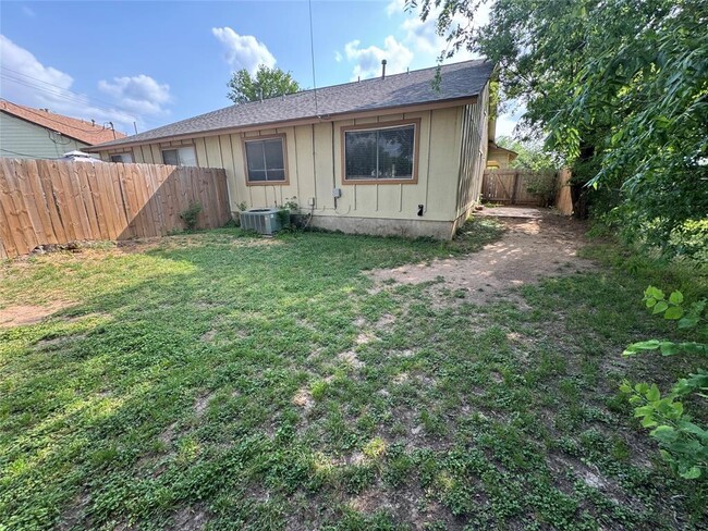 Building Photo - 3504 Eskew Dr
