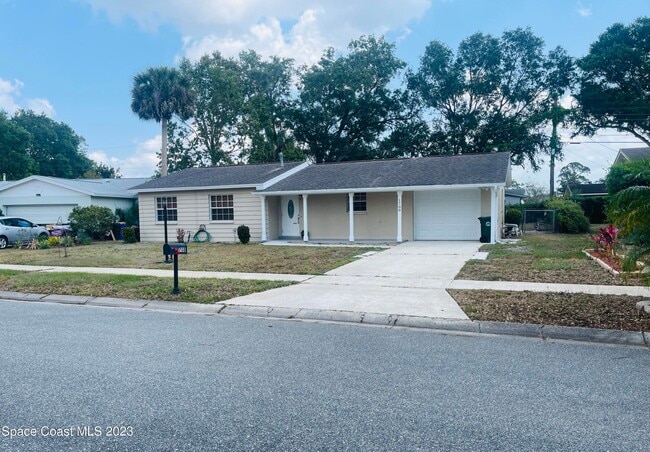 Primary Photo - 1708 Fenway Cir