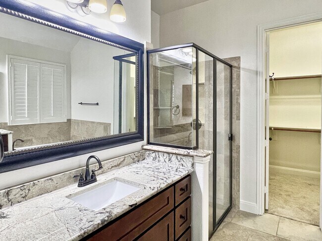 Building Photo - 78 Lindenberry Cir