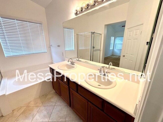 Building Photo - 11677 Ellington St