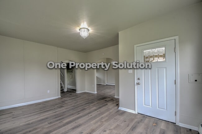 Building Photo - 3612 Van Buren St