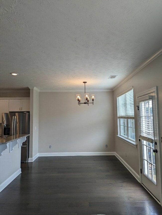 Building Photo - 5105 Heathbrook Dr