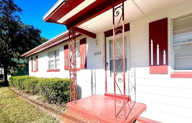 Building Photo - Welcome Home, Cozy House For Rent, JAX Heights