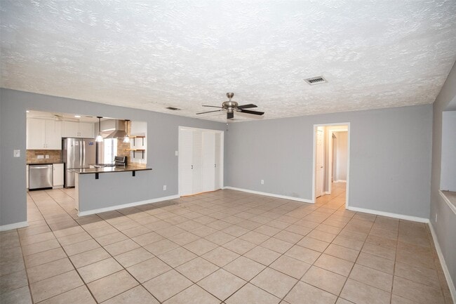 Building Photo - 10514 Sagemeadow Ct