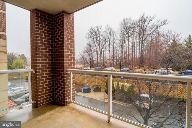 Building Photo - 12251 Roundwood Rd