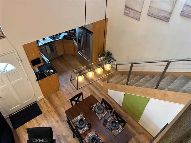 Building Photo - 2217 Vanderbilt Ln