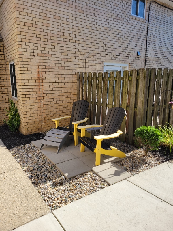 Building Photo - 4977 W 16th St