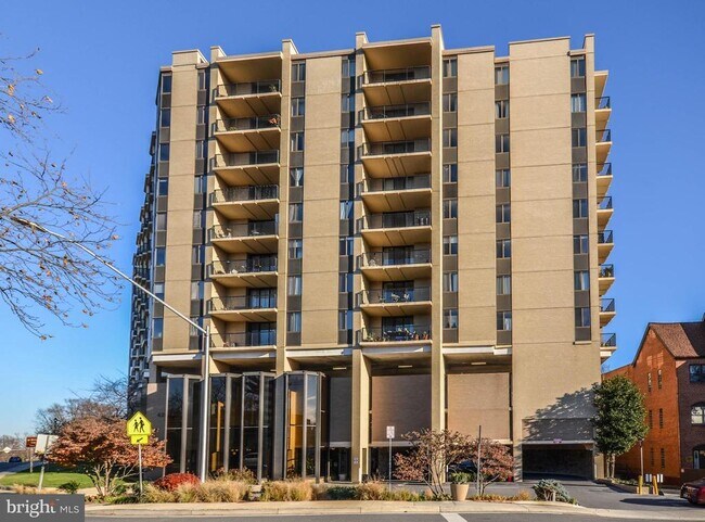 Building Photo - 4242 East-West Hwy