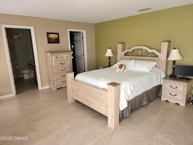 Building Photo - 260 Bayberry Lakes Blvd