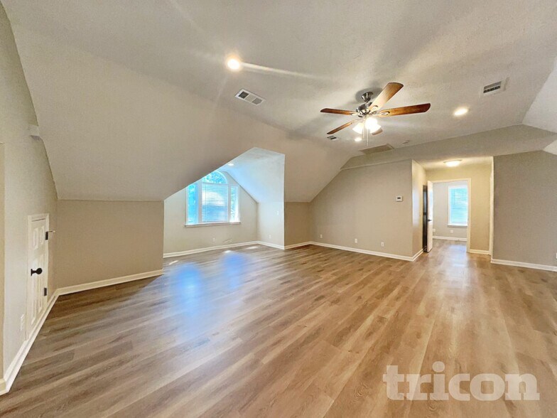 Building Photo - 1114 Archer Dr