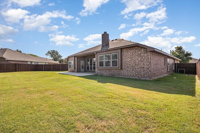 Building Photo - 1817 Eastfork Ln