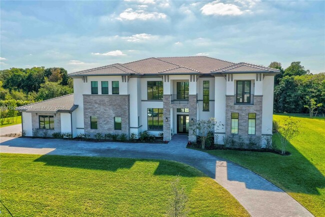 Building Photo - 17130 Magnolia Estates Dr