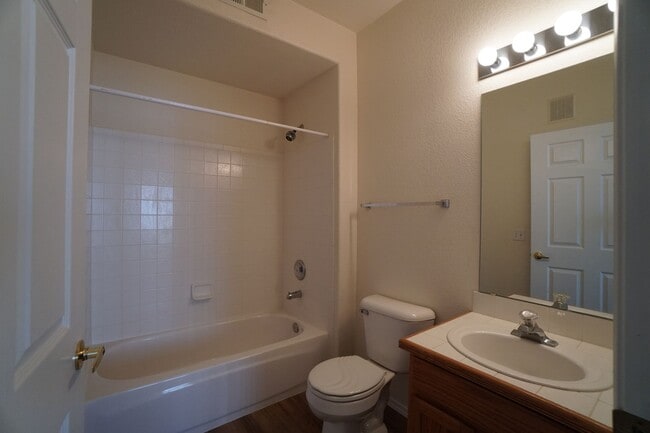 Building Photo - 3770 Strawberry Field Grove