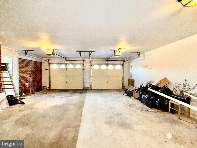 Building Photo - 5233 Kerger Rd