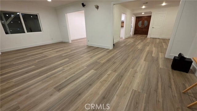 Building Photo - 18224 Chatsworth St